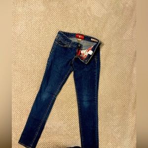 Lucky Brand skinny jeans sz 4/27.